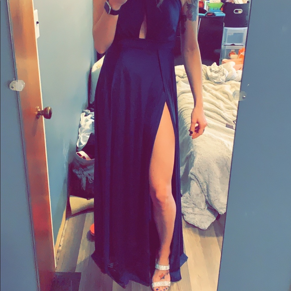 Windsor- Stretchy formal dress - size small - Tall